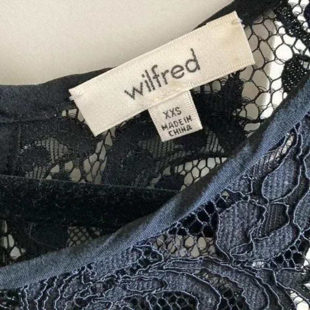Wilfred Black Lace Sleeveless Tank Top Womens Size XXS C